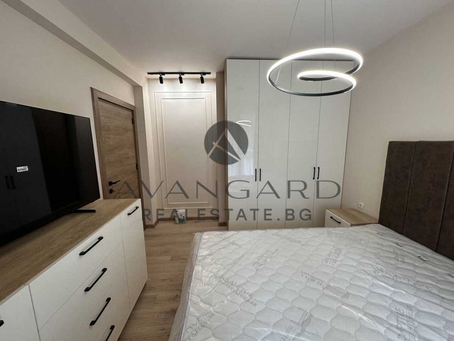 Продава се Двустаен апартамент в Пловдив, Център - 107 кв.м за 2795 €/кв.м - Снимка #3