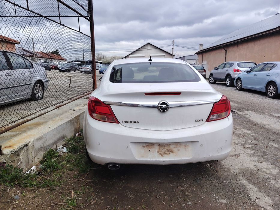 Opel Insignia, Опел Инсигния на части! Юни 2011