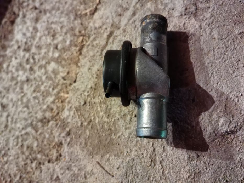 Клапан вторичен въздух и дебитомер