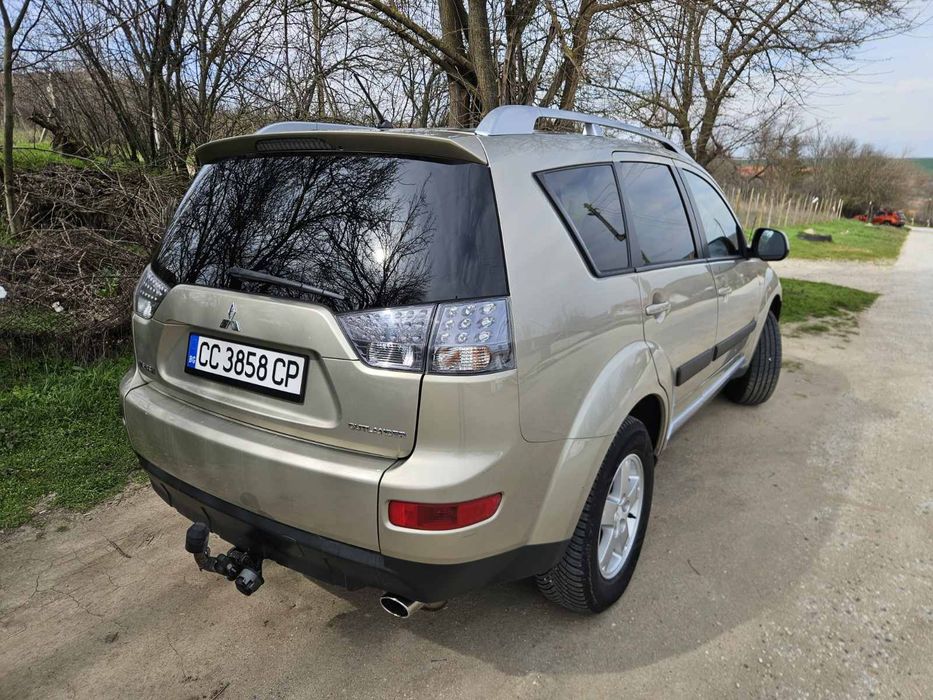 Mitsubishi Outlander- газ