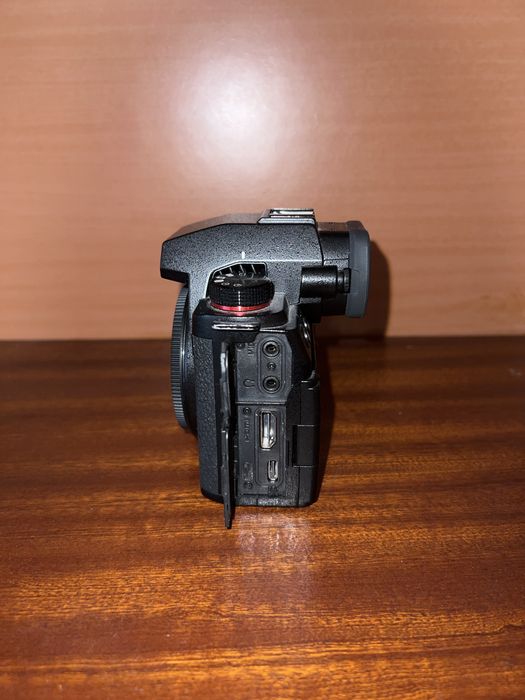 Продавам lumix s5ii