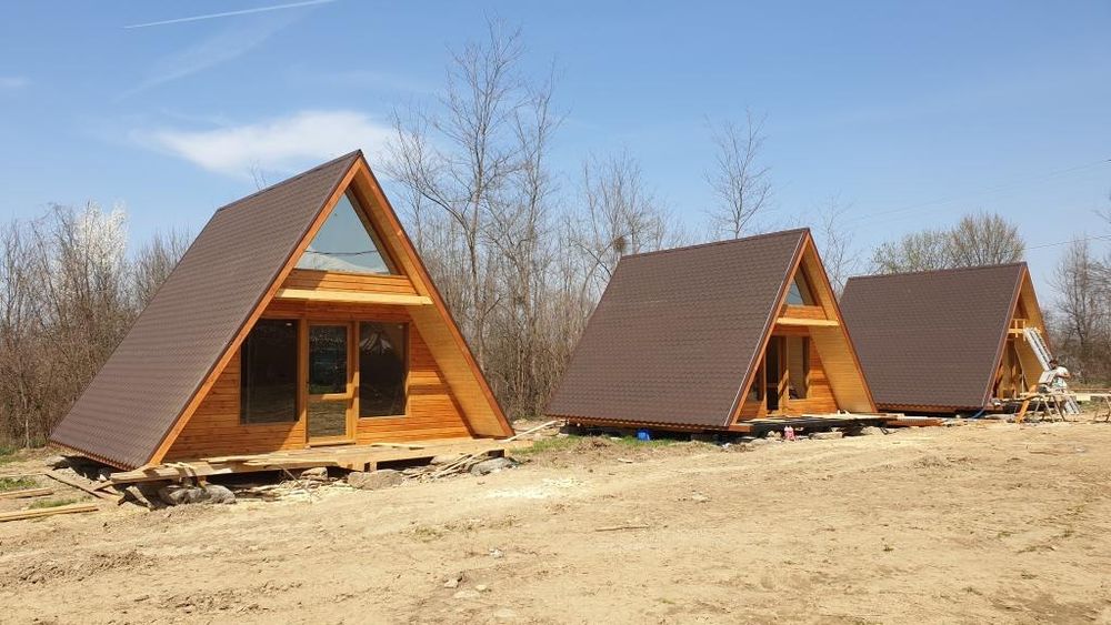 Executăm cabane la comandă tip A frem