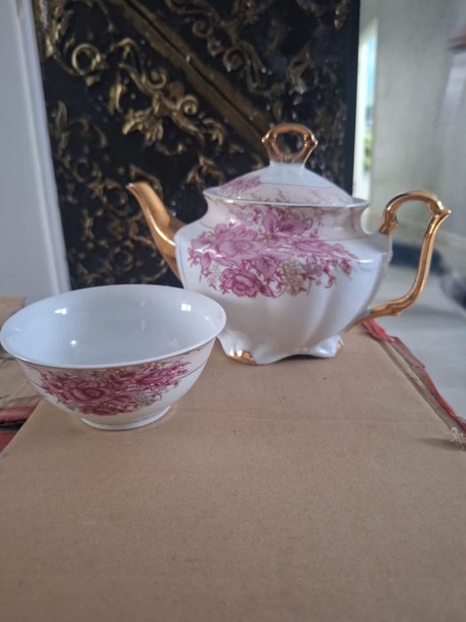 Набор посуд продается