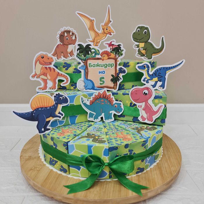 Картонена/хартиена торта с  пълнеж