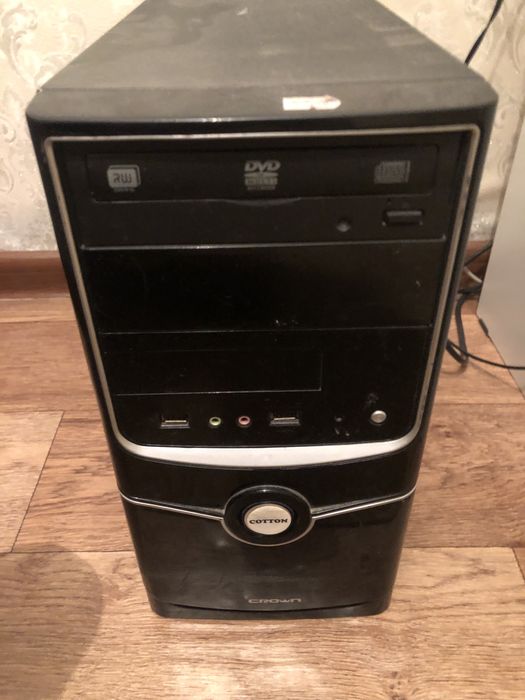 Компьютер игровой в старом корпусе