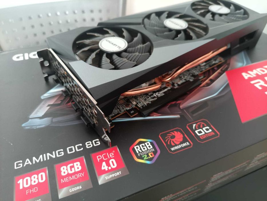 AMD RX 6600 XT 8gb Ca noua/ Memorie Samsung/ Gaming 1080p