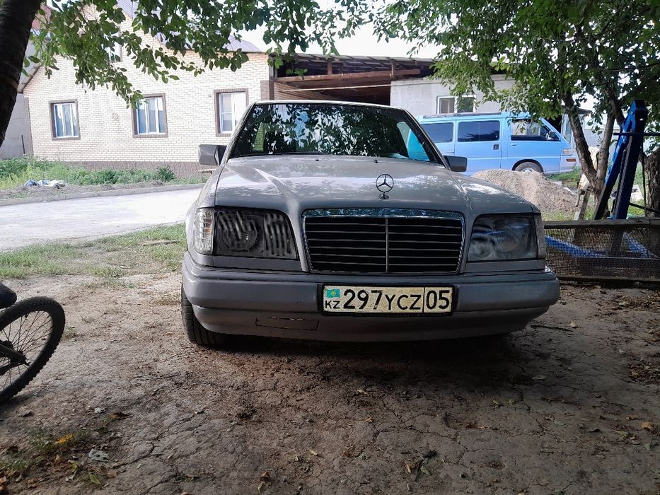 Мерседес 124 2.2