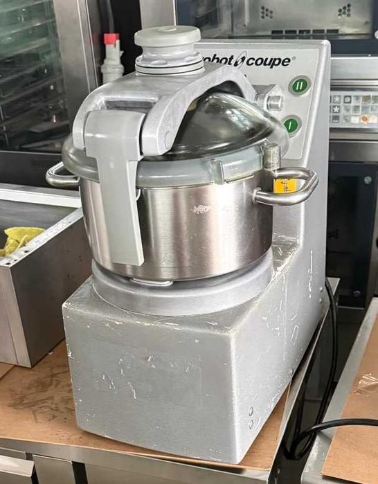 Robot Coupe R8E – Cutter profesional 8L – 2200W – 400V