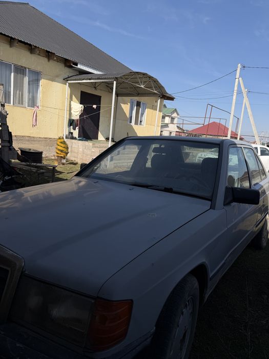 Продам мерс 190…