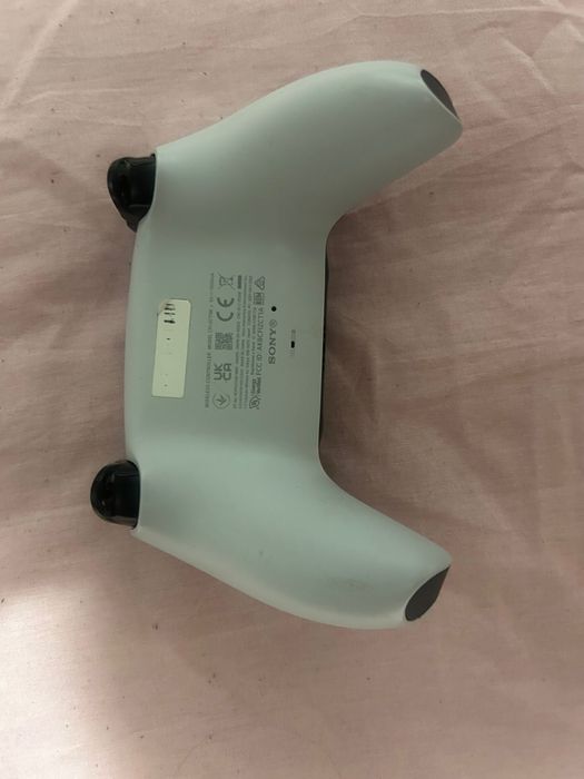 Ps 5 825gb.
