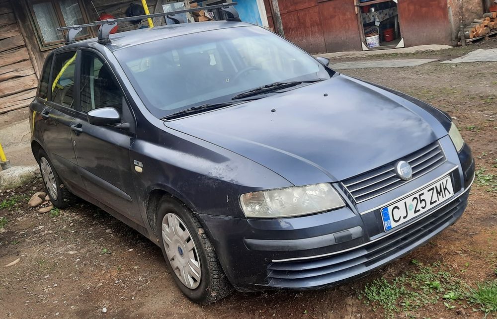 Vând Fiat stilo 1.6