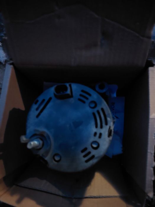 Продам генератор от приоры,генератор ваз