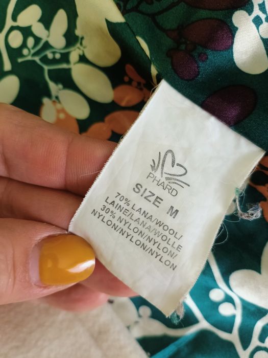 Прекрасно вталено дамско палто цвят шампанско  70 % вълна