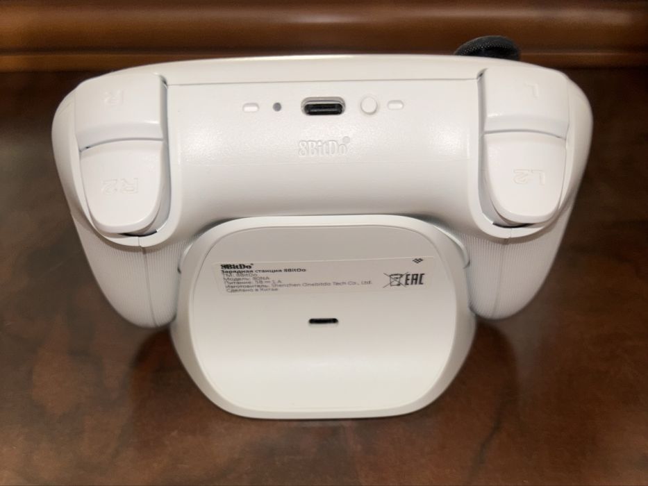 геймпад 8BitDo Ultimate