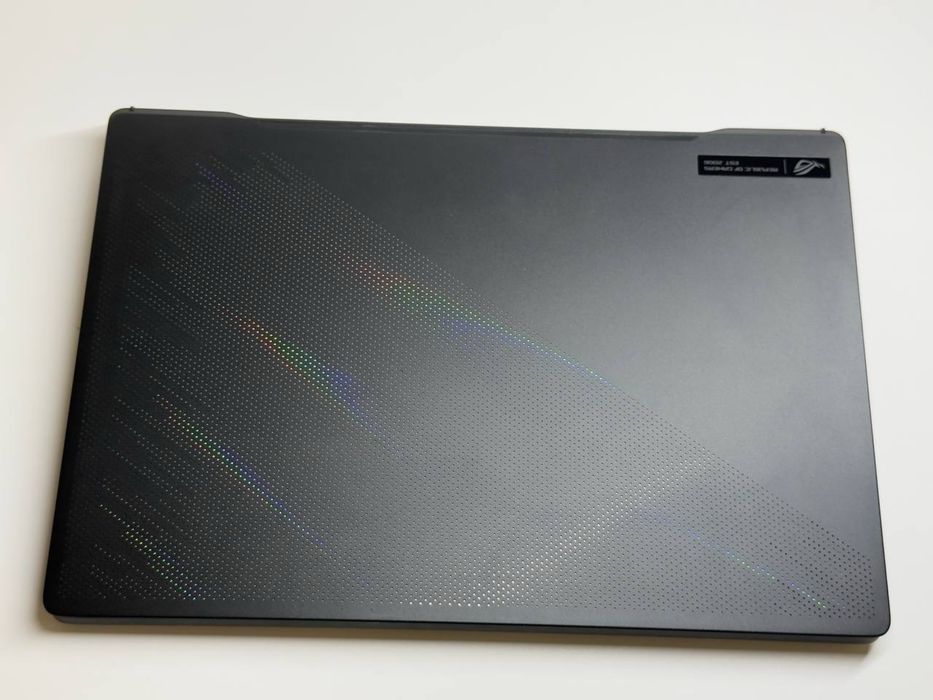 ASUS ROG Zephyrus M16 GU603ZM