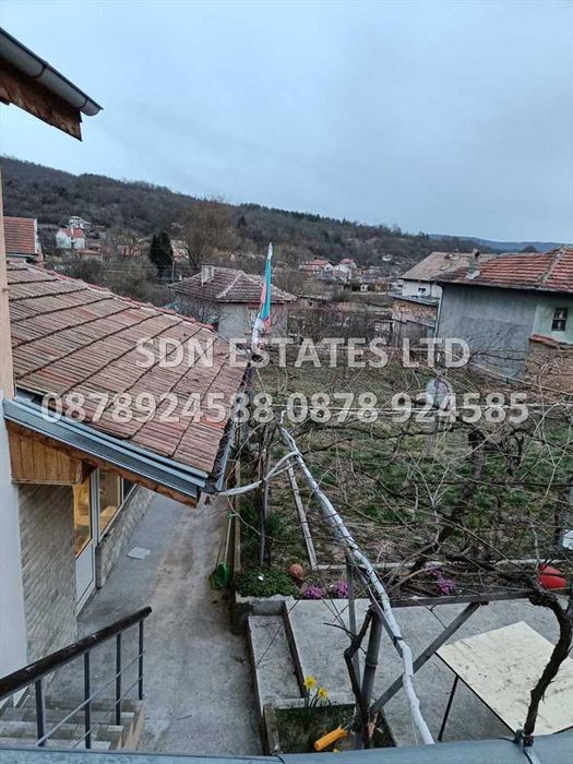 Продава се Къща в с. Средногорово, Област Стара Загора - 100 кв.м за 950 €/кв.м - Снимка #19