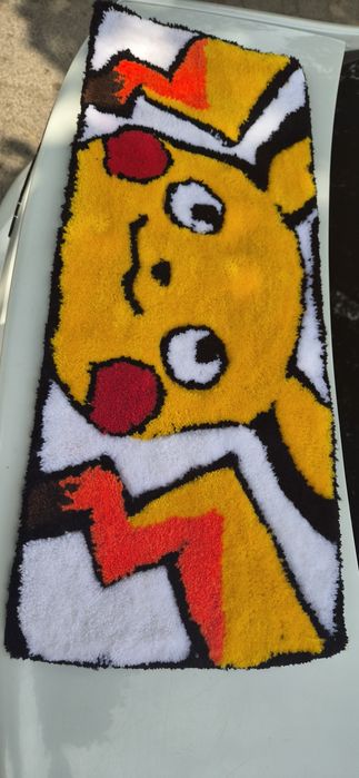 Covor Custom Pikachu (Pokemon) - Realizat Manual (Tufting) - 35x65 cm - NOU