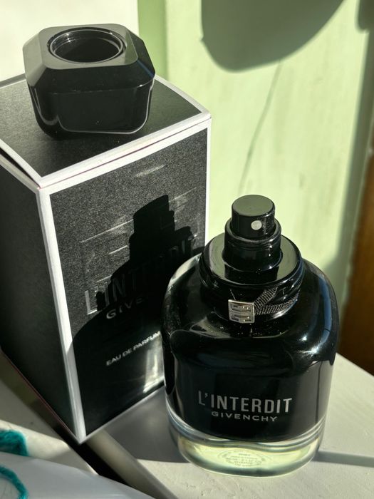 Парфюм на Givenchy- L'interdit intense