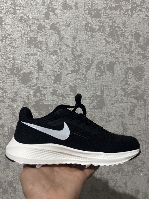 Кроссовки Nike черный