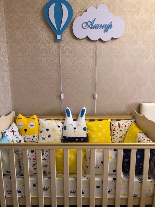 Детская кроватка.