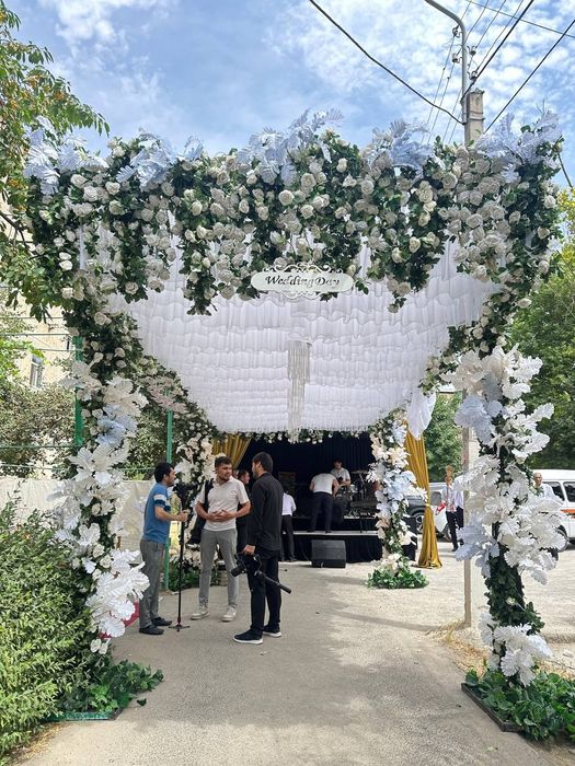 Ofarmleniya/ Tóy bezaklari xizmati