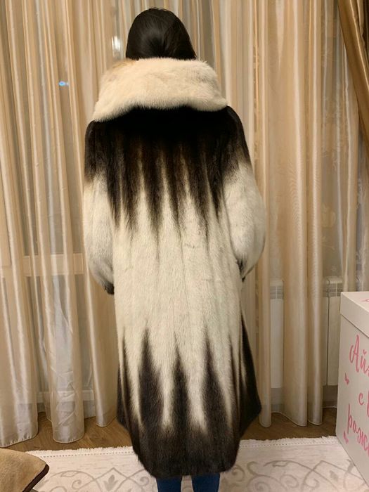 Продам срочно шубу греческую