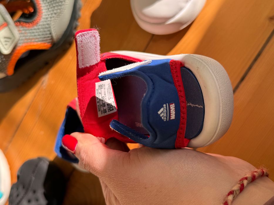 Детски обувки и сандали