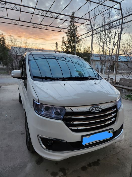 Mikroavtobus xizmati