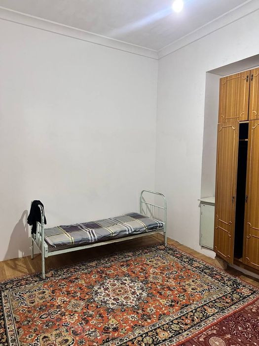 sergili chinor metro yaqinida