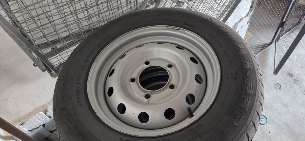 Шины с дисками 205/70R15