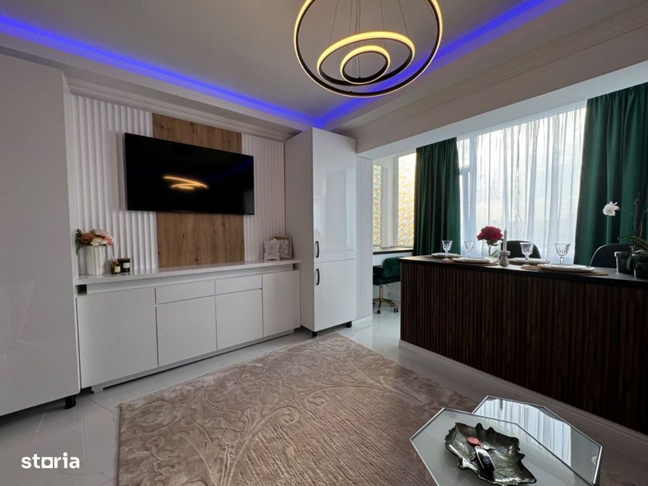 Închiriez studio ultralux City Park Mall