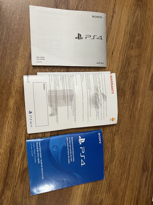 Продам PS4 игровая приставка