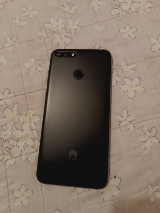 Телефон Huawei Y6