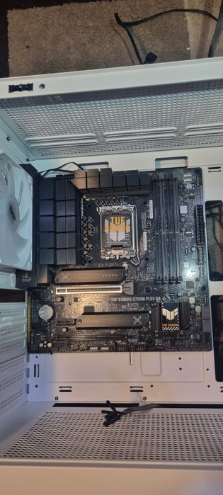 Kit i5 14600K + ASUS TUF GAMING B760M-PLUS D4