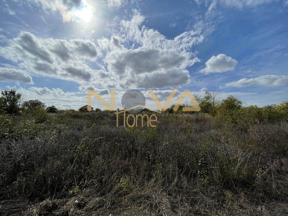 Продава се Парцел в Варна, м-т Боровец - север - 1600 кв.м за 40 €/кв.м - Снимка #2