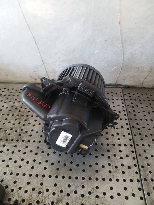 Aeroterma ventilator habitaclu 1.5 dci renault captur 1 j5 h5 5r5833500