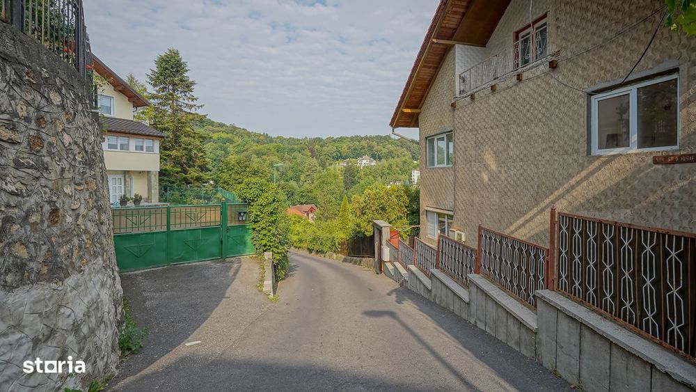 Vanzare Vila  3 Apart  Drumul Poienii  Livada Postei Proprietate Unica