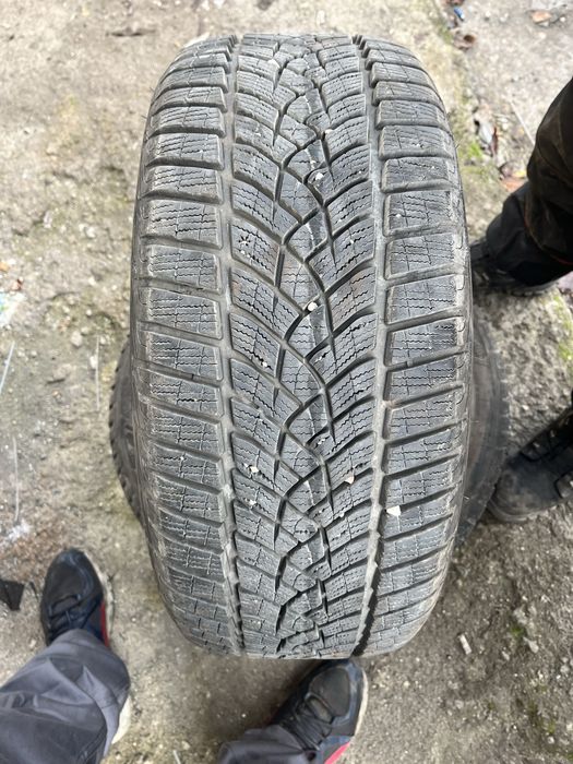 Зимни гуми Goodyear ultra grip 225/45/17
