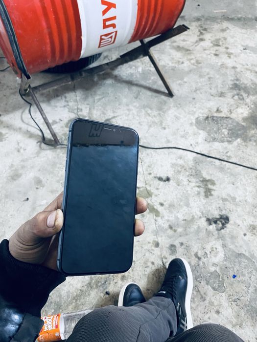 Iphone 11 с гарантией