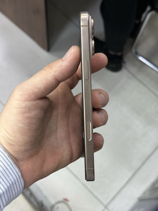 iPhone 16 pro max 256gb