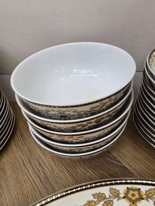 Продам столовый сервис