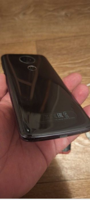 MOTOROLA  E5 Plus . 32Gb 3Gh dualsim 5000mah