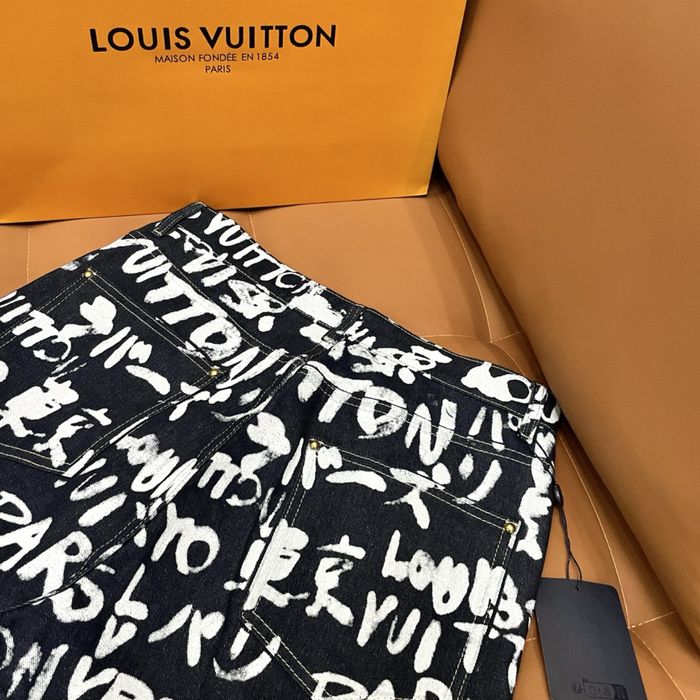 Blugi Louis Vuitton Premium Quality !!
