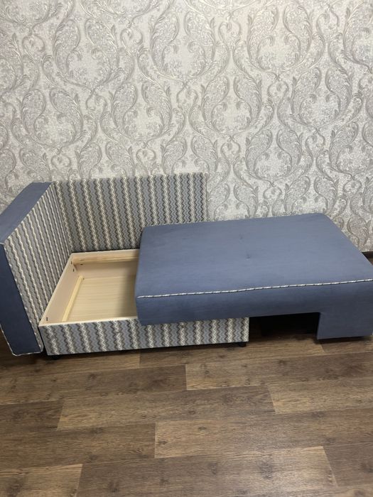 Диван подростковый