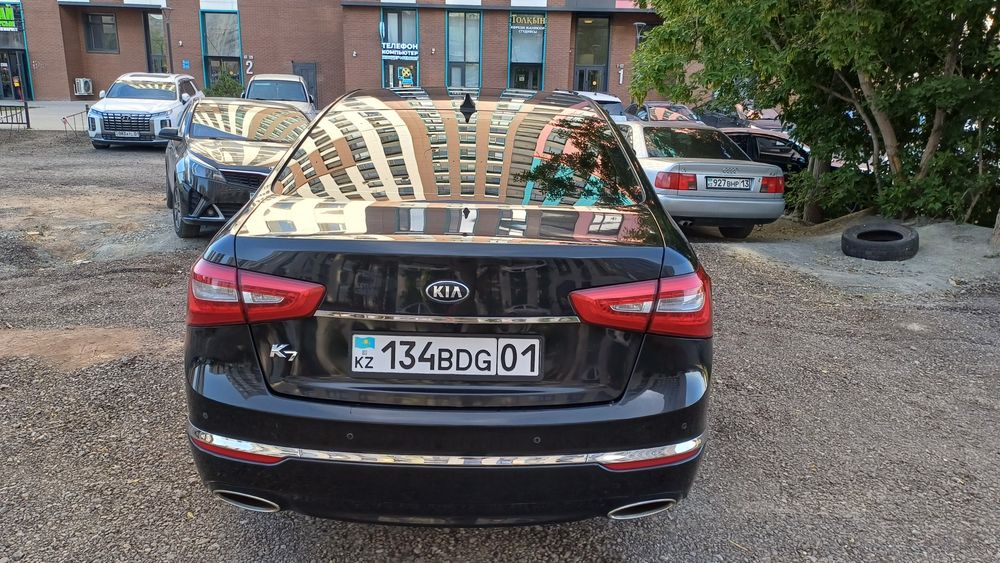 Продаю машину KIA K7