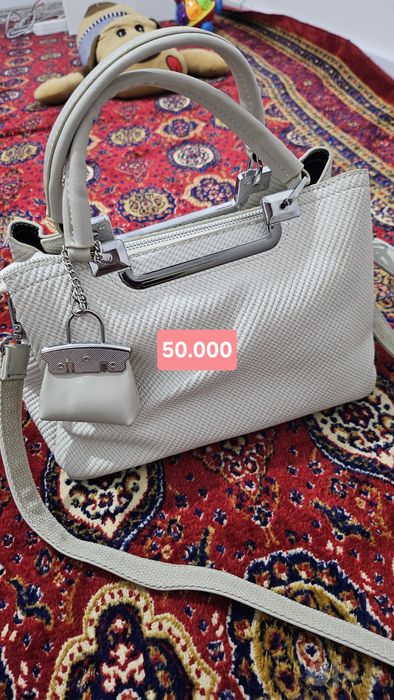 Продам женские сумки