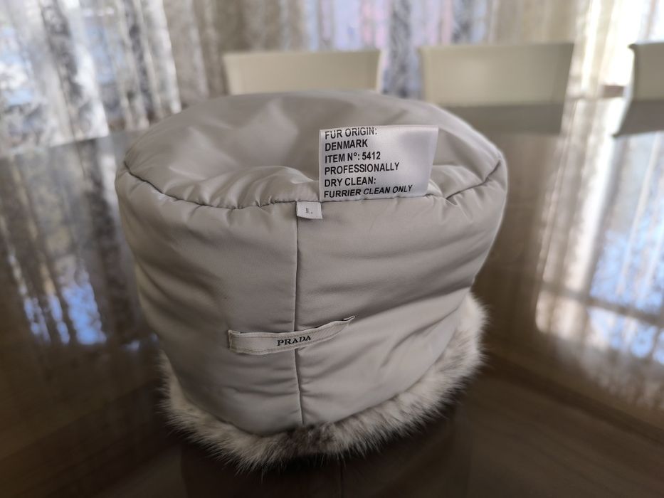 Норковая шапка PRADA 100% оригинал