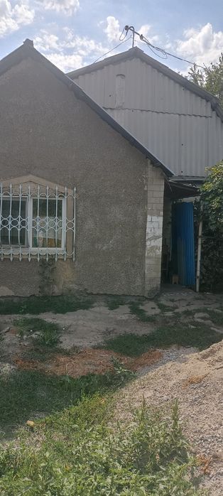 Продам дачю за байсерке простор дачи и плюс машыну