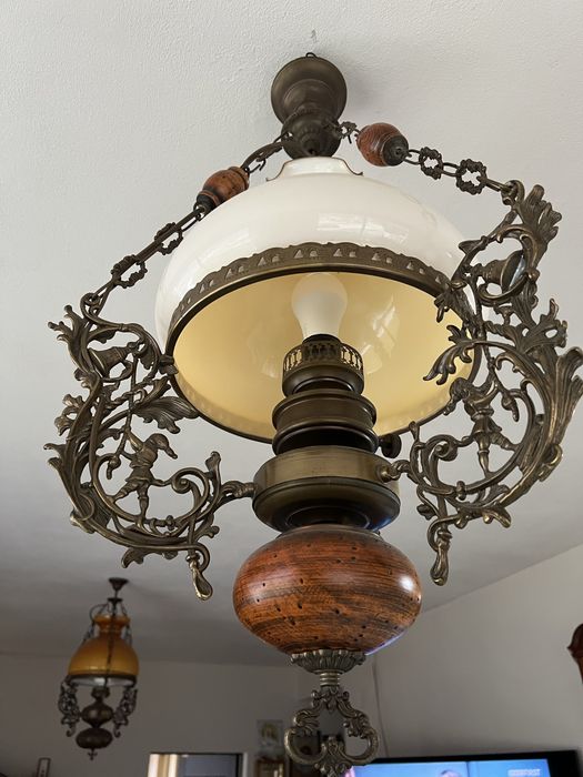 Lustră vintage cu contragreutate din bronz