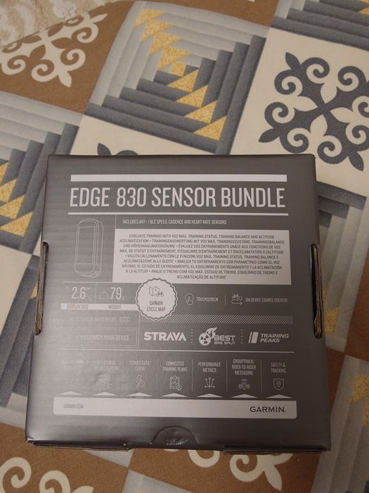 Велокомпьютер Garmin Edge 830 Sensor Bundle